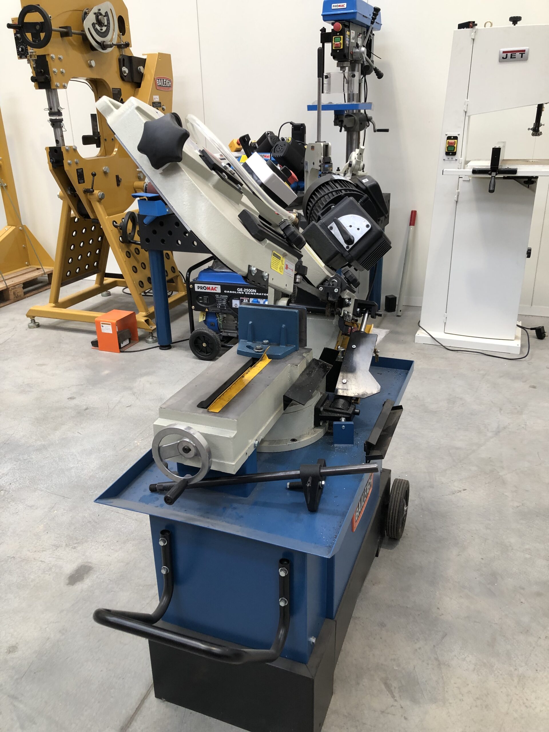 Baileigh BS-712MS Bandsaw *Ex-Demo* 1 Baileigh BS-712MS Bandsaw *Ex-Demo*