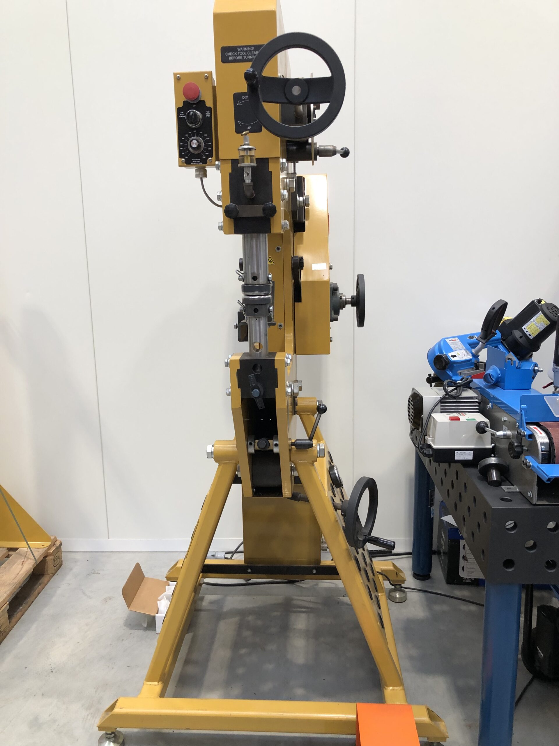 Baileigh MH-19 Power Hammer *Ex-Demo* 4 Baileigh MH-19 Power Hammer *Ex-Demo* - Image 4